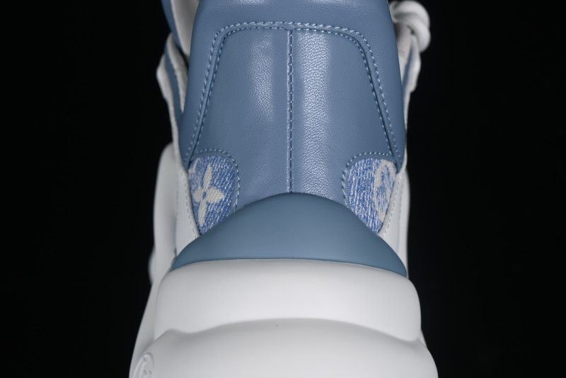 Louis Vuitton Archlight Sneakers with Wave-shaped Sole and Oversized Tongue - MBJ0