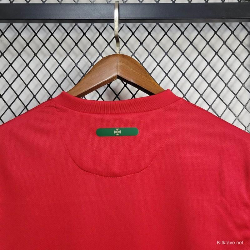 Retro 2010 Portugal Home Jersey