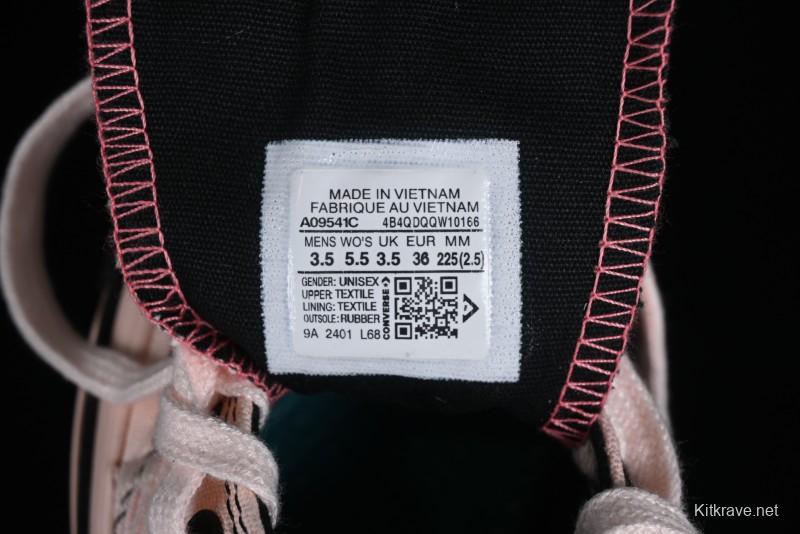 Converse Chuck 70s High Top Casual Sneakers in Black and Pink - A09541C