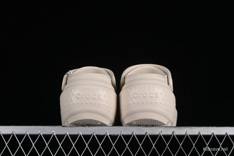 Crocs Classic Clog Snow House Retro Beach Clogs with Adjustable Heel Strap - B.D4