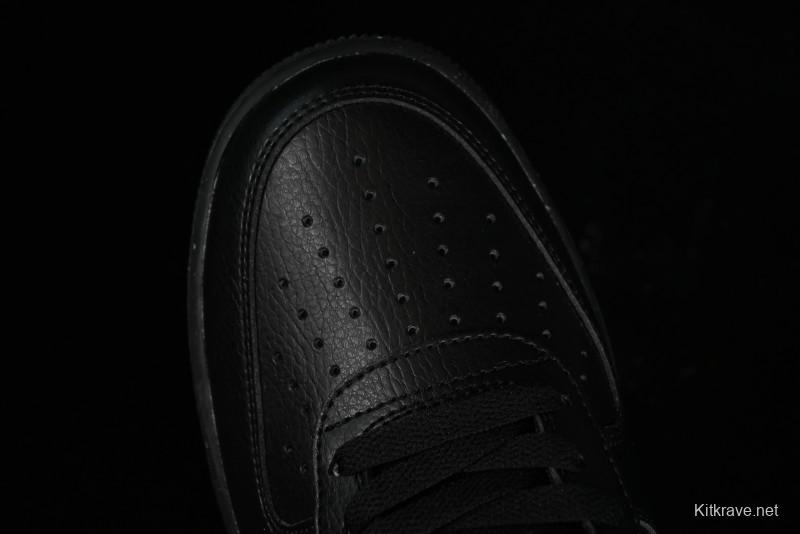 Nike Air Force 1 '07 Low Casual Sneakers with Broken Swoosh Design - HF9096-001