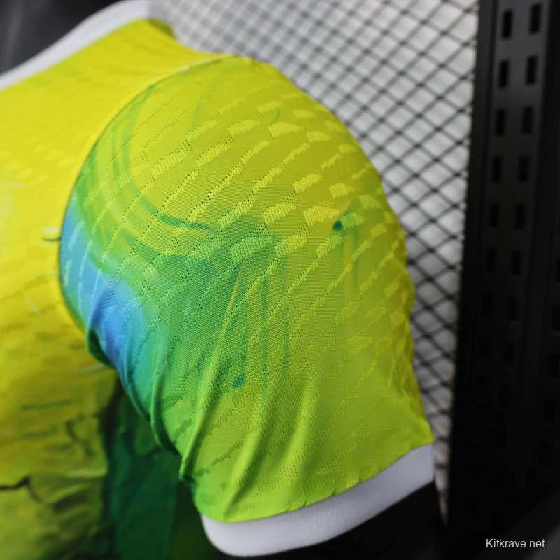 25/26 Player Version Real Madrid Limited Edition Goalkeeper Jersey - Emirates Neon Yellow Marble Design