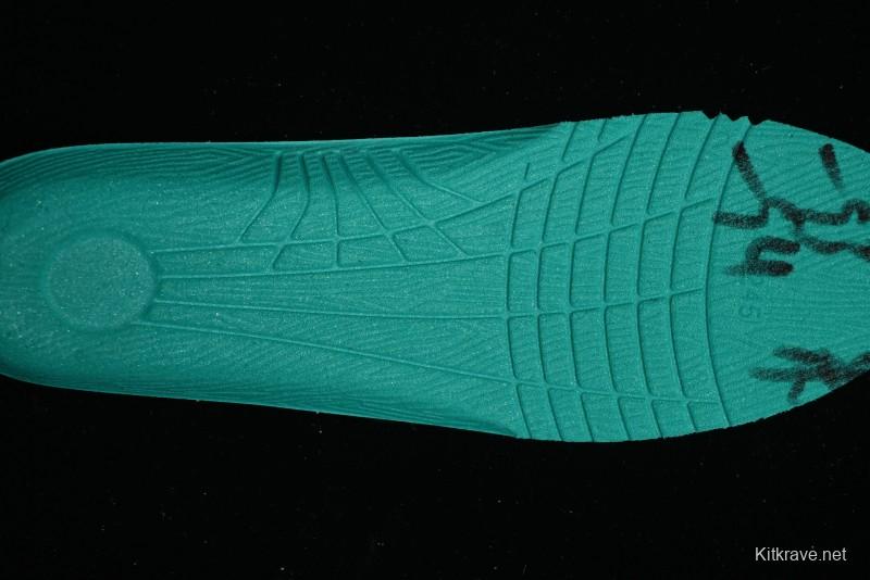 MLB Chunky Liner Basic New York Yankees Thick Sole Casual Sneakers with 6cm Height Increase - 3ASXCA12N43BGS