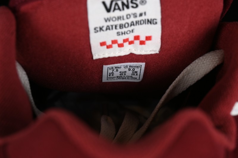 Vans Rowley XLT Series Cushioned & Durable Retro Skate Shoes - VN000E217YO