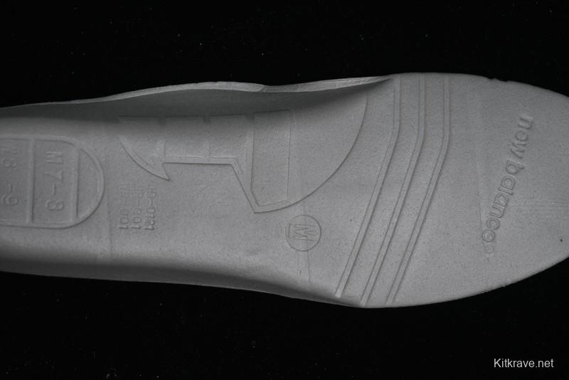 New Balance 1906 Series Retro Dad Style Casual Running Shoes with T-Beam Outsole and Exposed Cushioning - M1906RPB