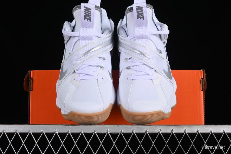 Nike HyperSet Lightweight Low-Top Training Basketball Shoes with React Foam and Flywire - DJ4473-100