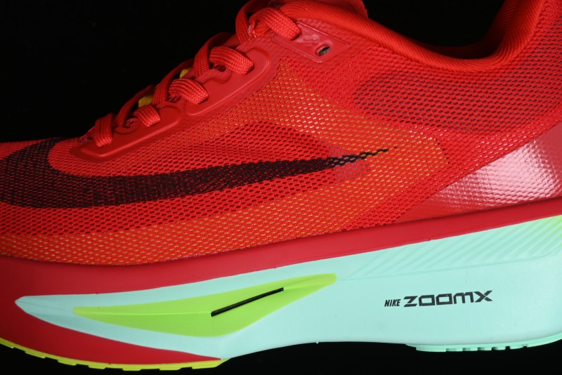 Nike Zoom Fly 6 Lightweight Responsive Running Shoes with Flyknit and React Technology - FN8454-600