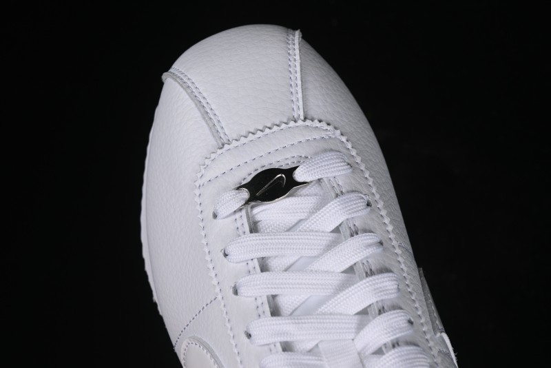 Nike Classic Cortez Leather Retro Running Shoes - FB6877-100