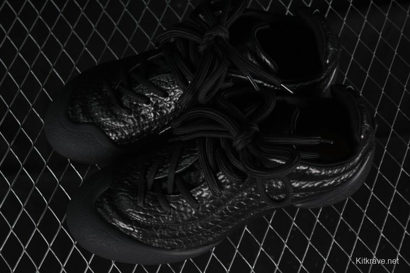 Alexander McQueen Flexion Retro Sneakers in Black with Diamond Grain Calfskin - 8.F6