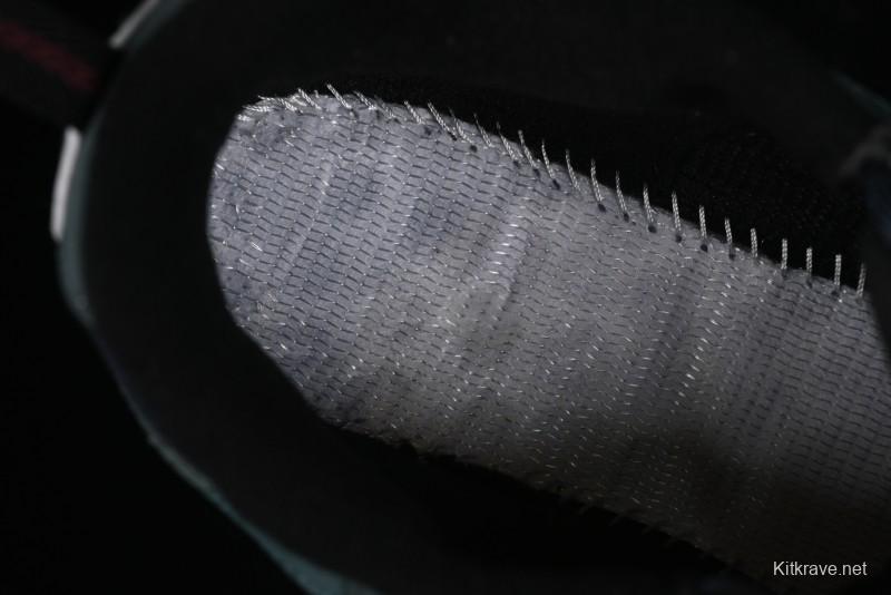 Nike Air Humara Retro Trail Running Shoes with 1990s Outdoor Style - FJ7098-001