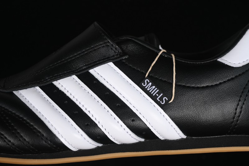 Adidas Originals Taekwondo JQ4775 Low-Top Training Shoes for Comfortable Non-Slip Workouts