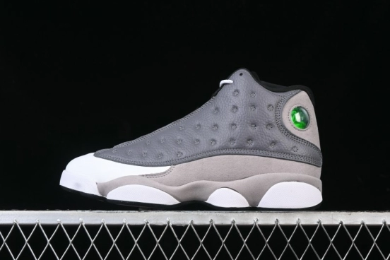 Nike Air Jordan 13 Retro Basketball Shoes with 3D Holographic Cat Eye and Carbon Fiber - 414571-016