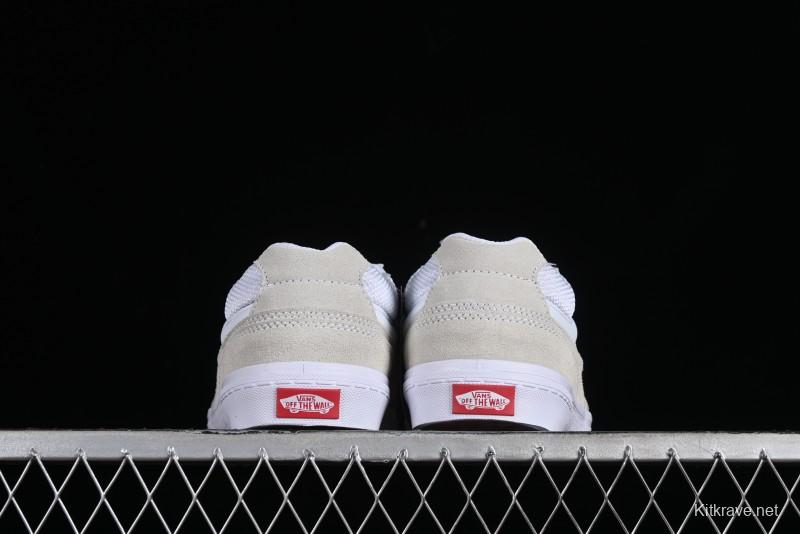 Vans Caldrone Chunky Retro Sneakers in White with Enhanced Cushioning - VN0007P9WHT