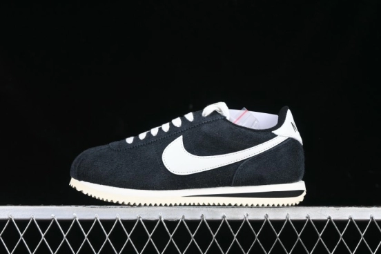 Nike Classic Cortez Leather Retro Running Shoes - FJ2530-001