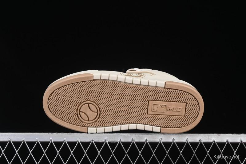 New York Yankees MLB Chunky Liner Lightweight Platform Sneakers with Hook and Loop Closure - 3ASXLMC4N43BGS