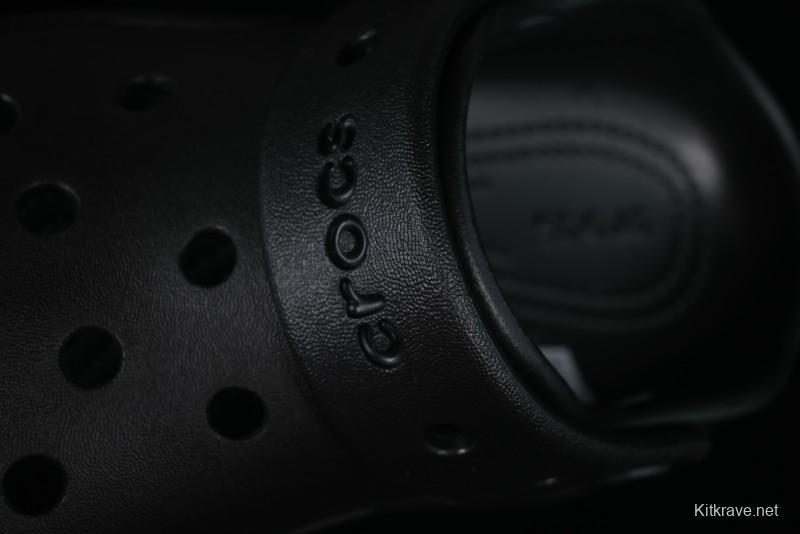 Crocs EVA Fashion Comfortable Clogs with Ventilation Holes - CSD4