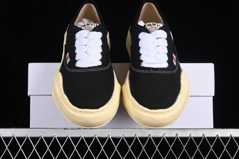 Wayne Original Sole Leather Low Sneaker with Deconstructed Ice Cream Sole - W.E5