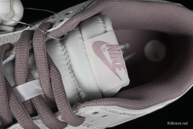 Nike Supreme SB Dunk Low Custom High-End Casual Skateboarding Shoes with Light Pink Colorway - RM2308-331