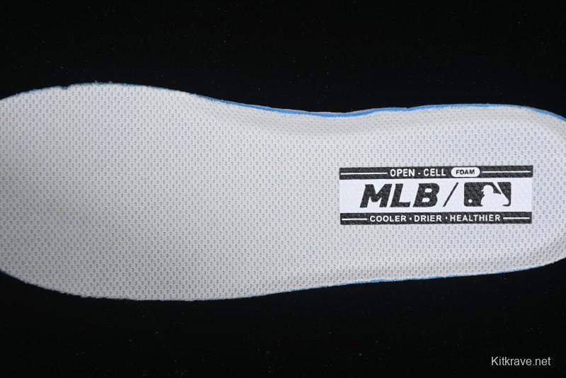 New York Yankees MLB Chunky Liner Lightweight Platform Sneakers with Hook and Loop Closure - 3ASXLMC4N43BGS