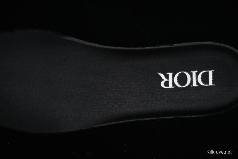 Dior B30 Sneakers with Reflective CD30 Logo and Lightweight Rubber Sole - CD30