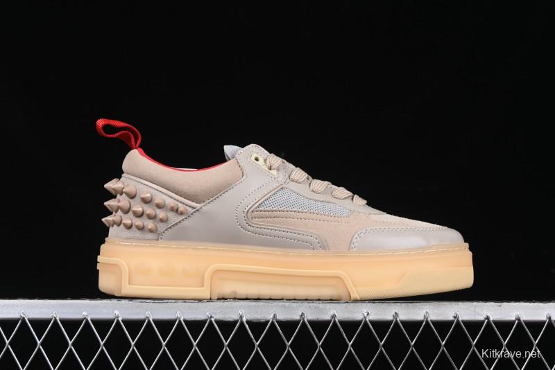 Christian Louboutin Funnyto Flat Comfortable Fashion Low Top Sneakers in Taupe - X.D4
