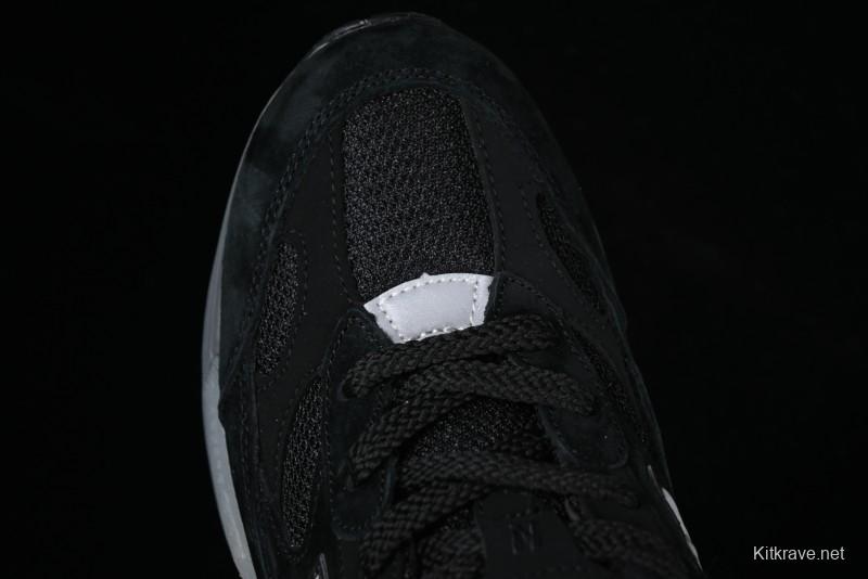 New Balance Made In USA 992 Classic Retro Running Shoes with Superior Cushioning - M992BL