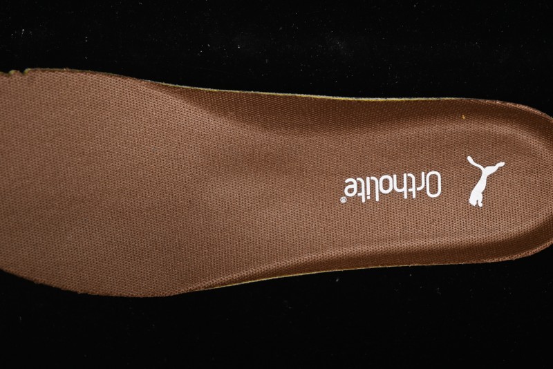 Puma Classic Brown Suede Sneaker - Timeless Style & Comfort