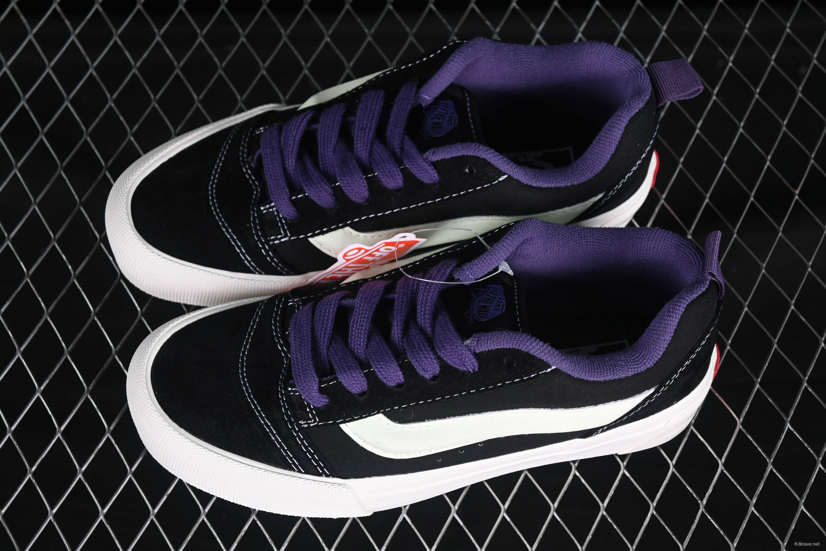 Vans Knu Skool Low Top Retro Chunky Sneakers - VN000D6CB5P