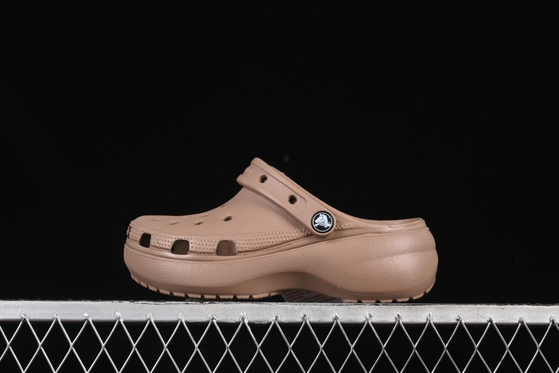 Crocs Classic Clog Cloud Retro Sandals with Adjustable Heel Strap - B.D4