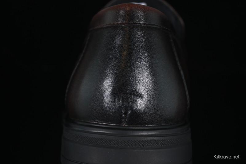 ECCO London Collection Slip-On Business Men's Leather Shoes with Wide Toe Design and Innovative Sole - 61160801002