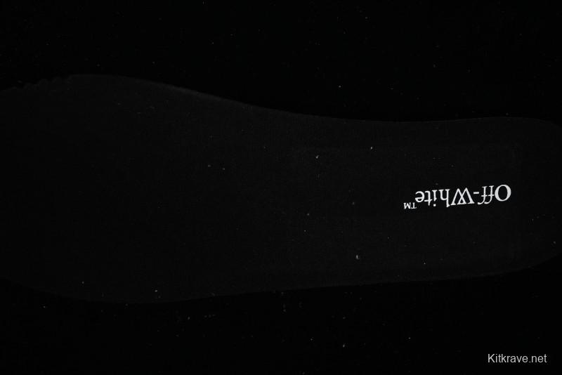 Off-White Be Right Low-Top Lifestyle Sneakers in Grey Orange - X.E5