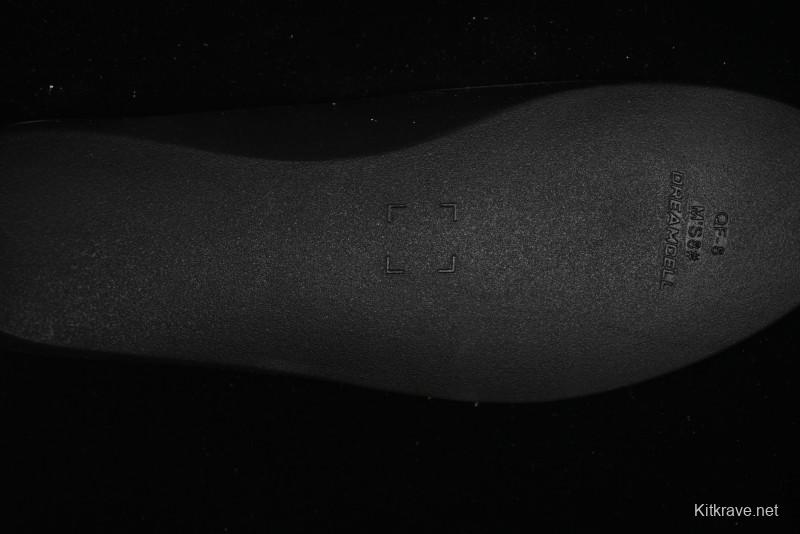 Nike Air Jordan 3 Retro OG Rare Air Sneakers with Small Reverse Swoosh - IB8967-004