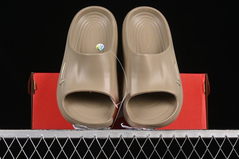Nike ReactX Rejuven8 Slide Summer Outfit Sandals with Soft and Responsive ReactX Foam - HV4479-200