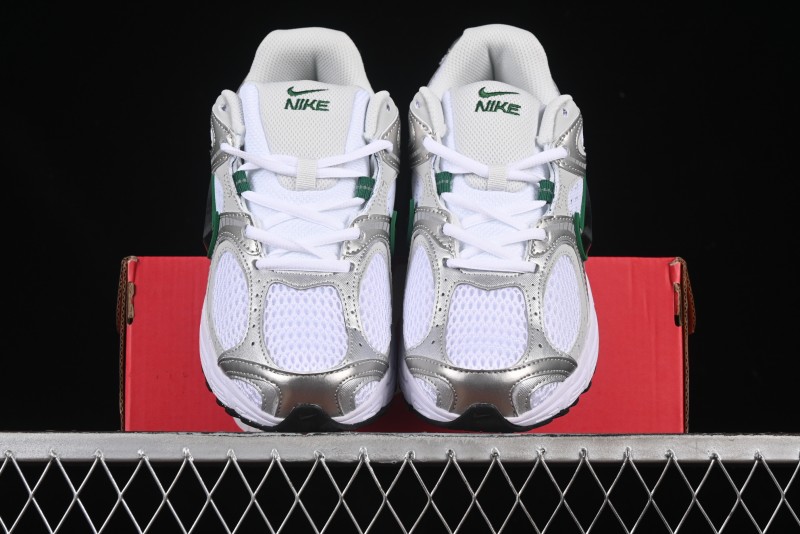 Nike V5 RNR Millennium Classic Retro Running Shoes with Foam Midsole - HJ5228-100