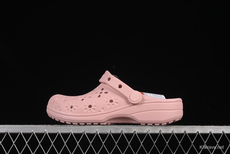 Crocs Classic Clog Two-Way Beach Sandals with Ventilation Holes - B.D4