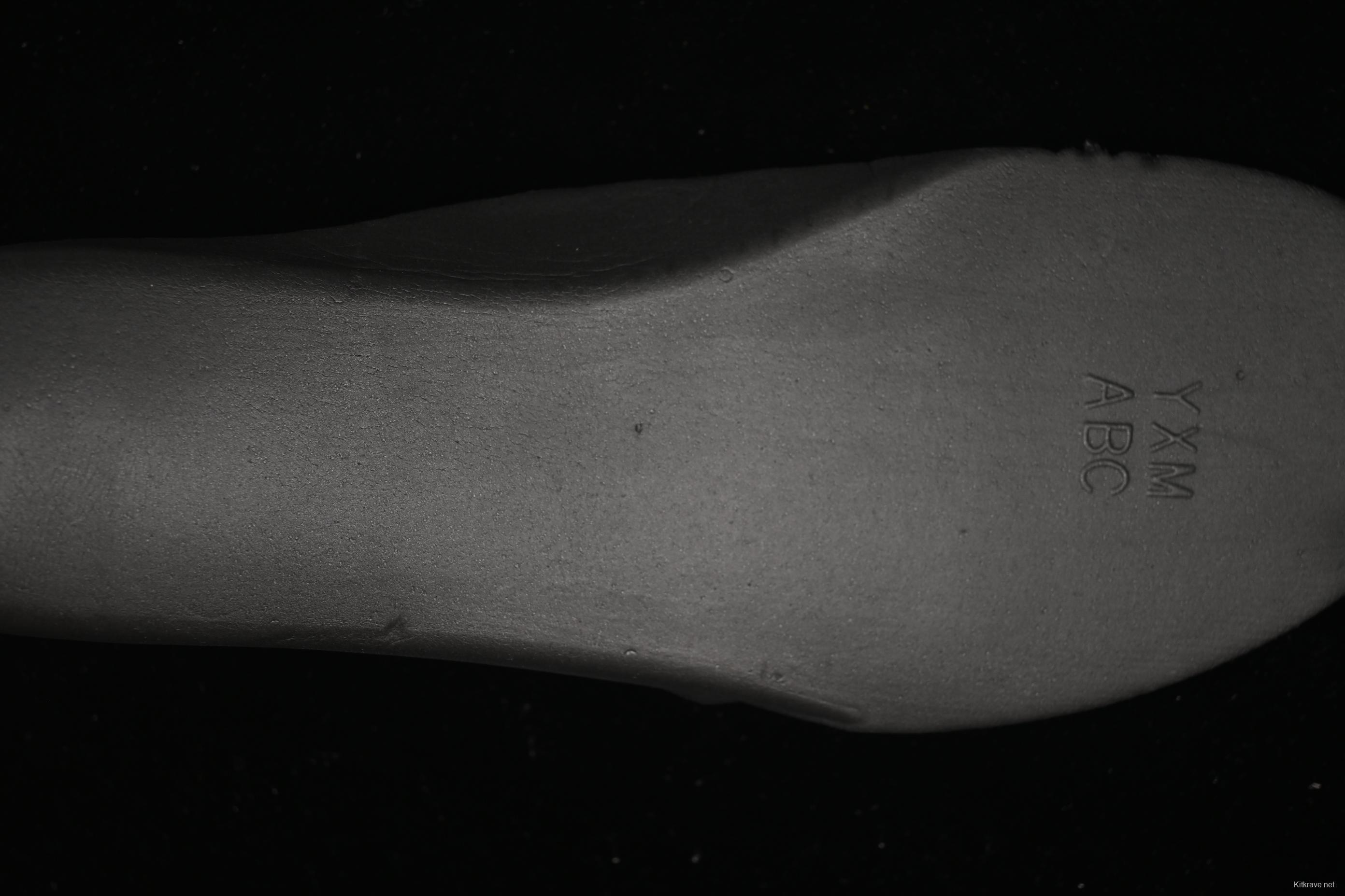 Off-White Be Right Low-Top Lifestyle Sneakers in Silver Pink - C.D4