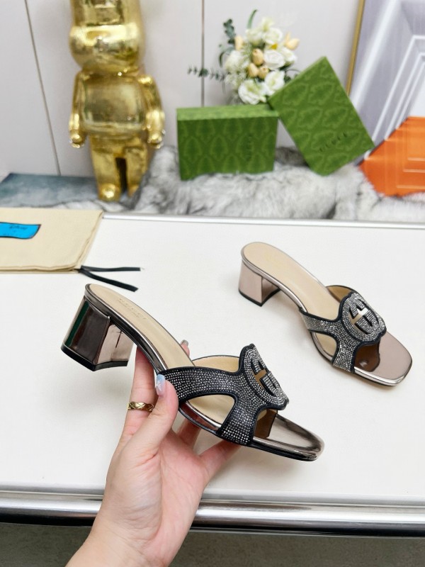 2025 Gucci Black Leather Slippers MJ00190