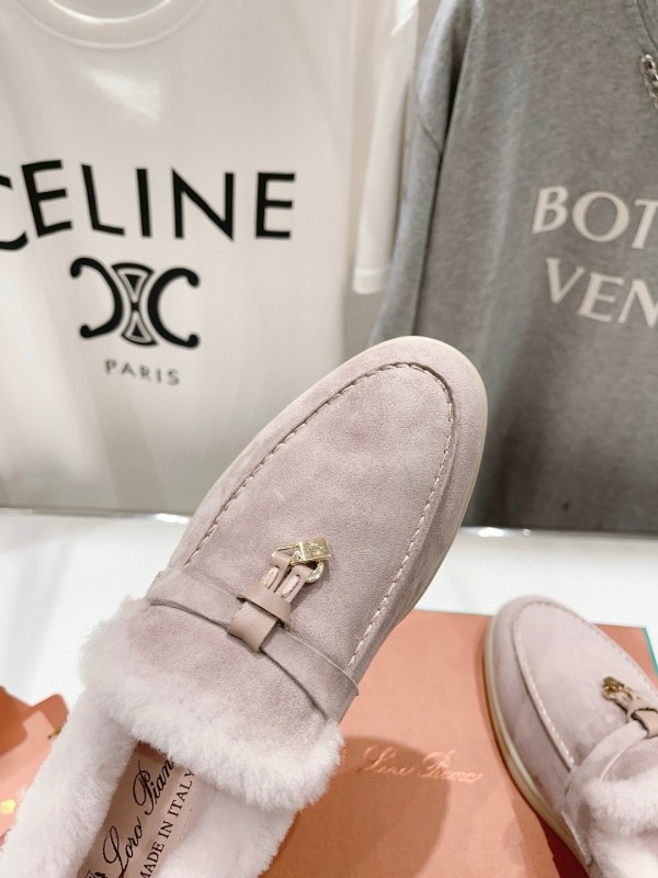 2024 Women LP Beige Suede Shearling Loafer MJ00300