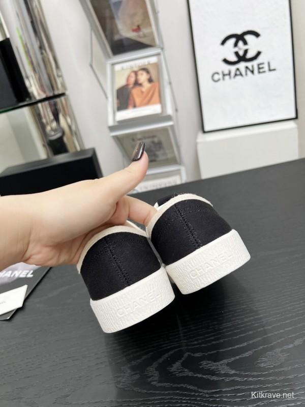 2025 Women Chanel Black Canvas Sneakers LY00230