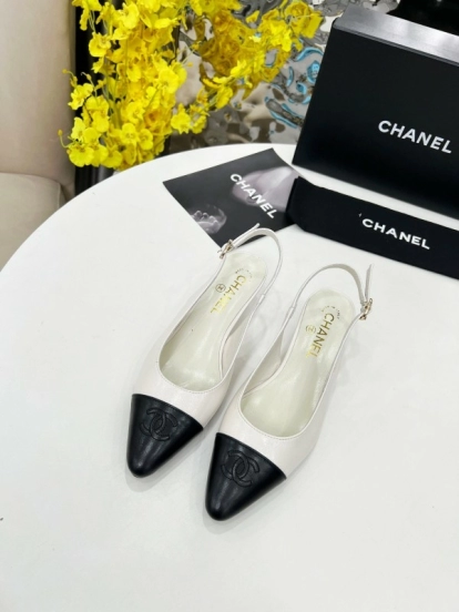 2025 Women Chanel White Black Leather Slingback Flats