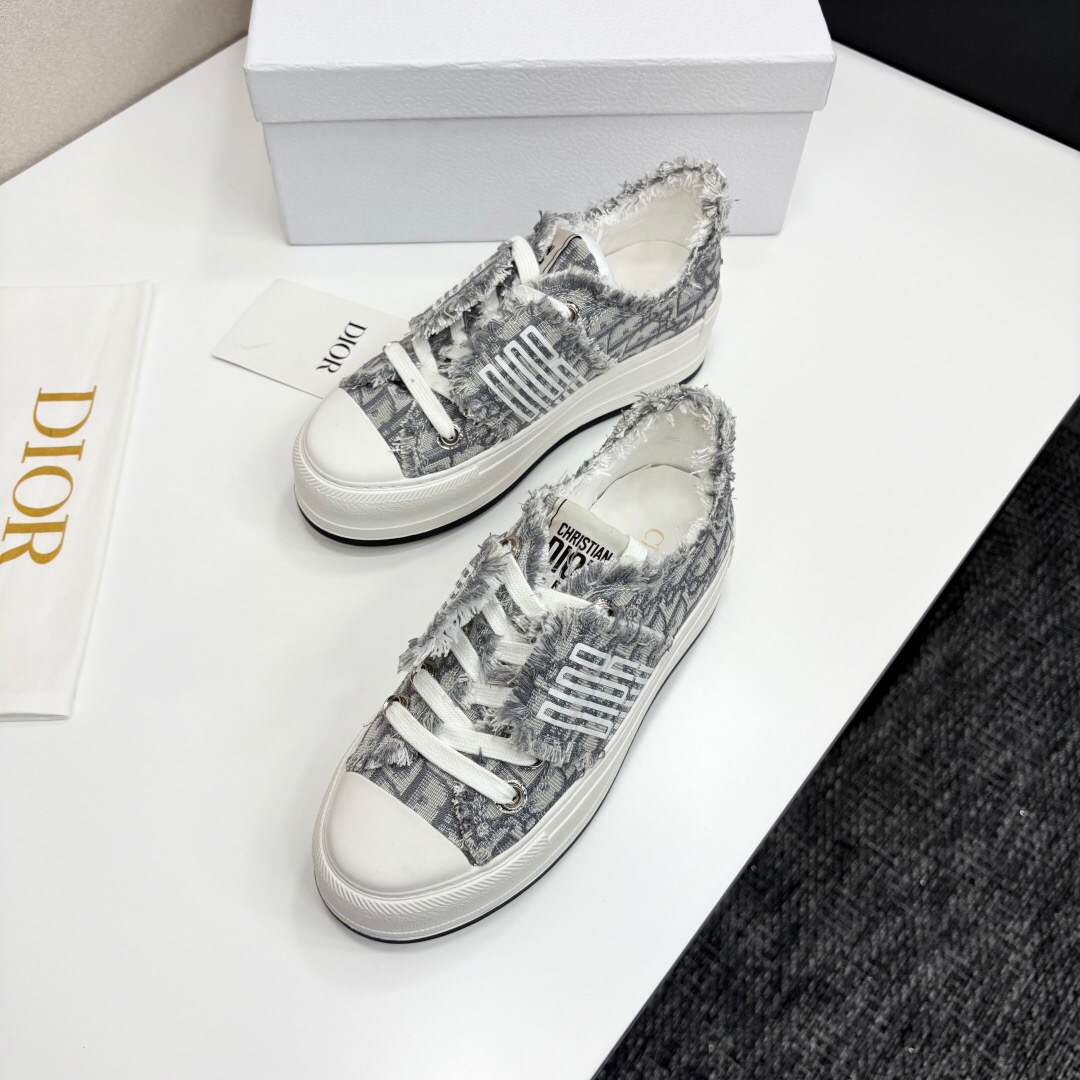 2025 Women Dior Grey Canvas Fur Sneaker LY00300
