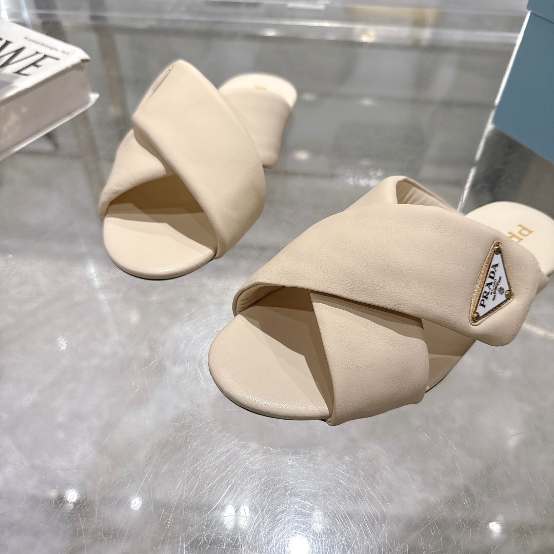 2025 Women Prada Cream Leather Slippers