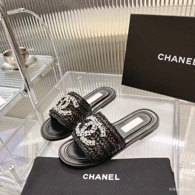 2025 Women Chanel Black Raffia Leather Slippers LY00270