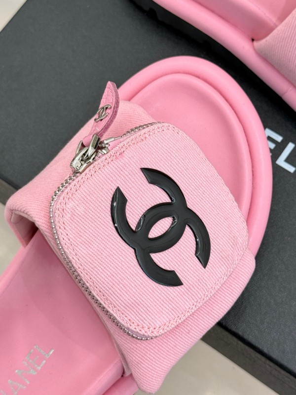 2025 Women Chanel Pink Fabric Slippers KFY00220