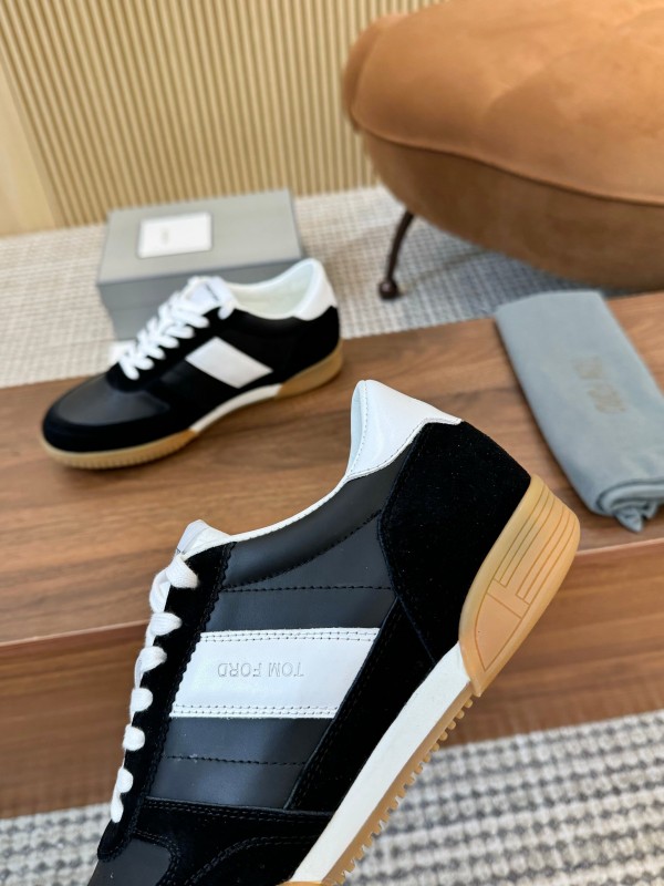 2025 Unisex TOM FORD Black White Leather Suede Sneakers Classic Contrasting LY00360