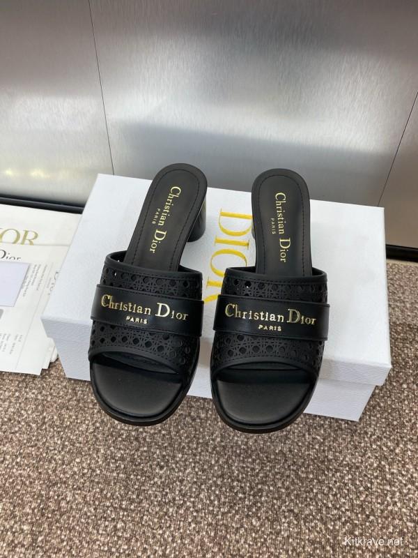 2025 Women Dior Black Leather Slippers KFY00310