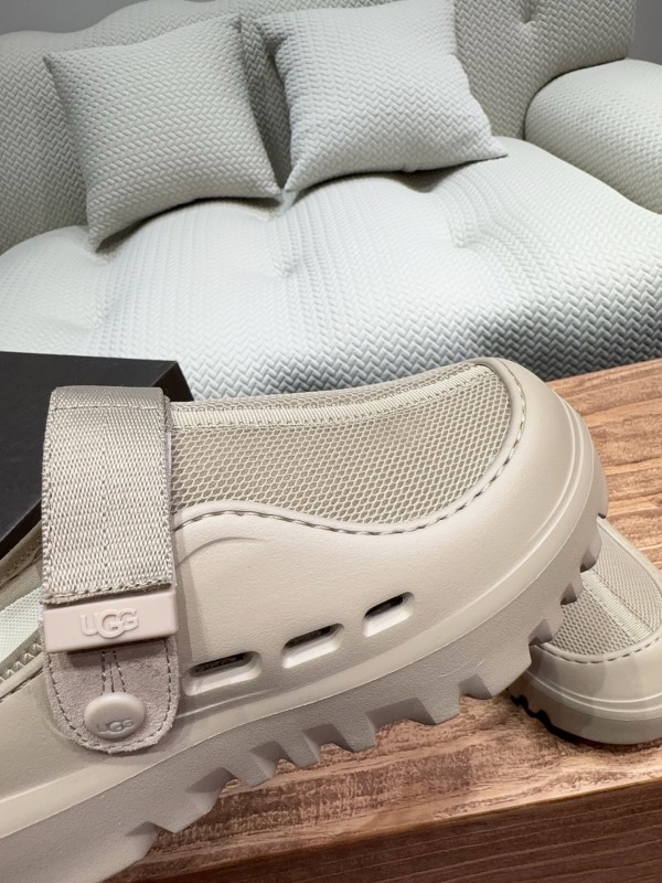 2025 UGG Beige Mesh Slippers