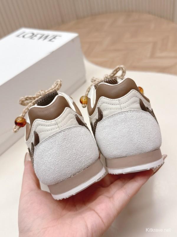 2025 Unisex Loewe Cream Suede Casual Sneaker With Embroidered Detailing KFY00300