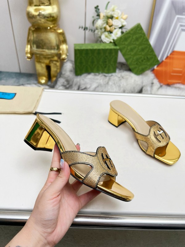 2025 Gucci Gold Leather Slippers