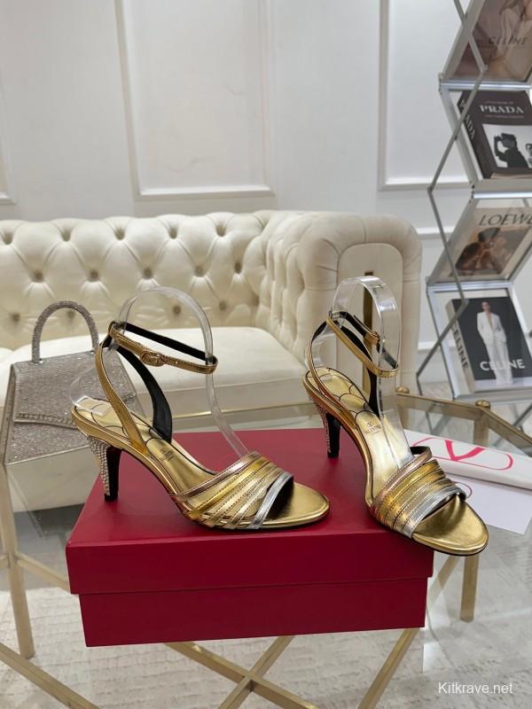 2025 Women Valentino Gold Leather Sandals LY00310